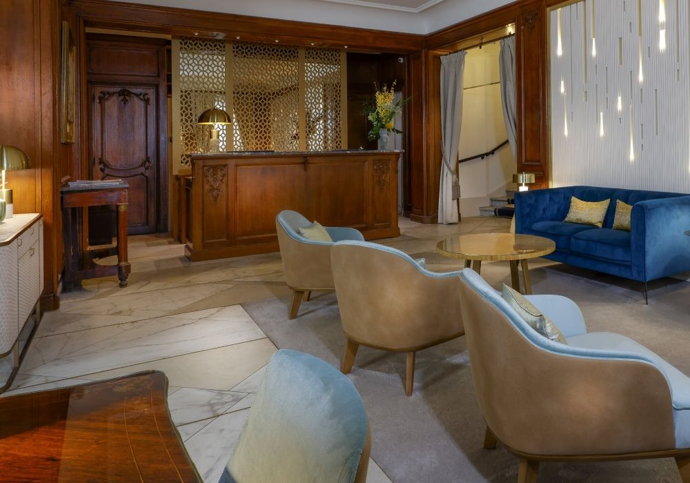 hotel